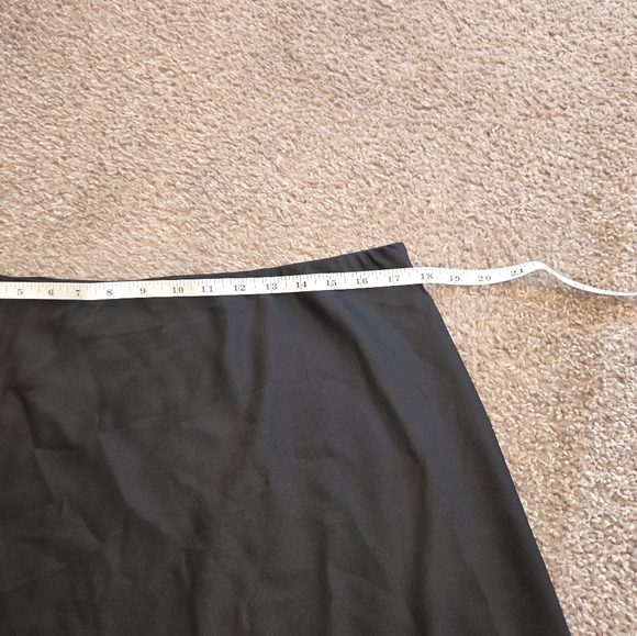 Flawless express slip skirt - Picture 2 of 4